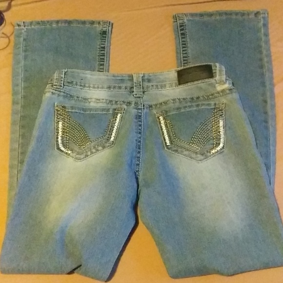 Jeans - Picture 2 of 3